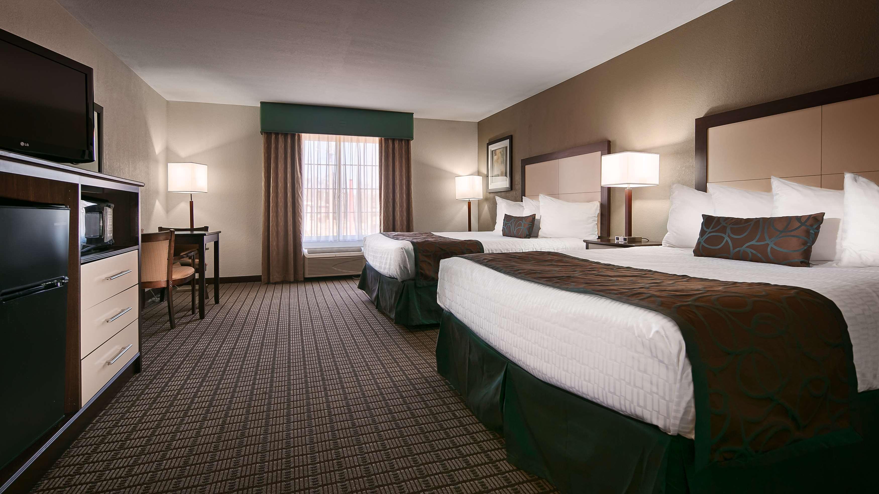 Best Western Plus - Magee Inn & Suites Exterior foto