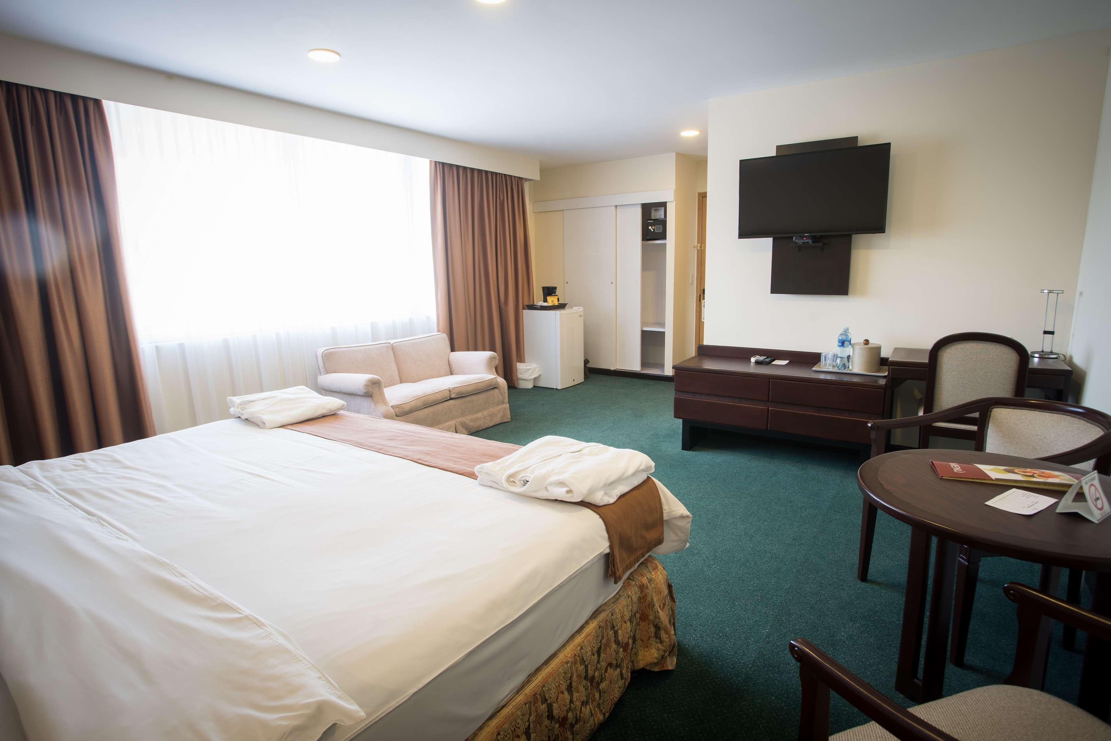 Best Western Plus - Magee Inn & Suites Exterior foto