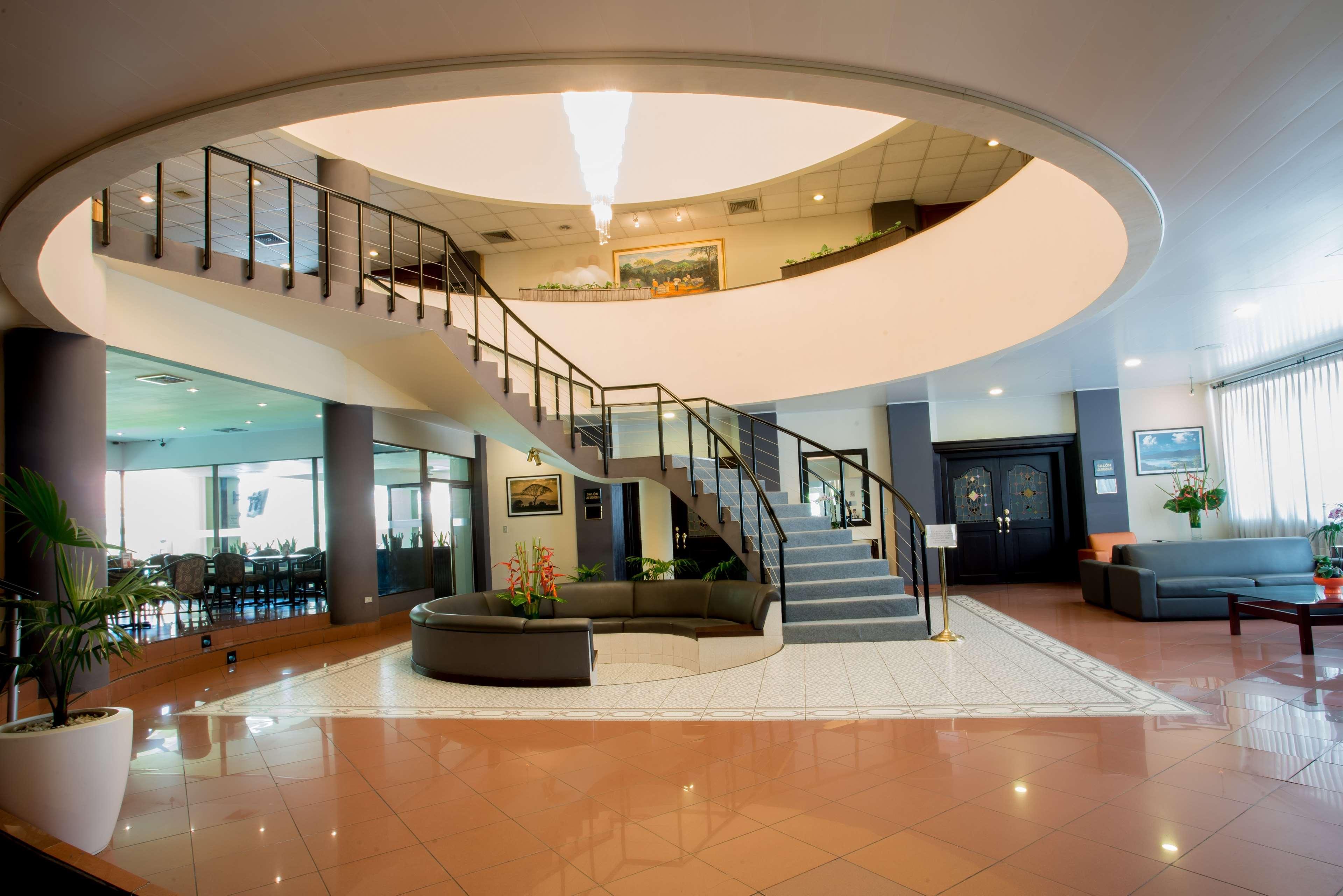 Best Western Plus - Magee Inn & Suites Exterior foto