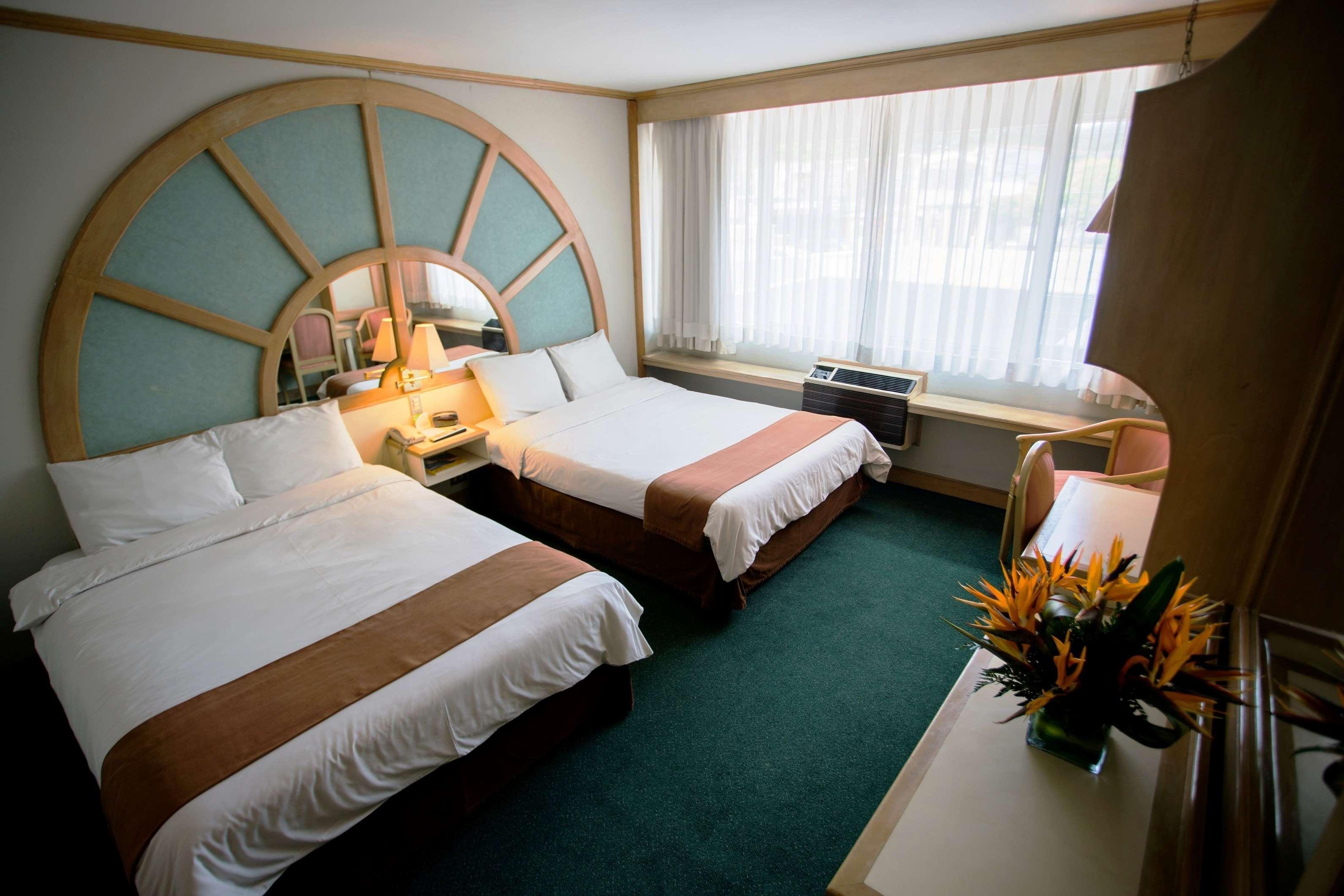 Best Western Plus - Magee Inn & Suites Exterior foto