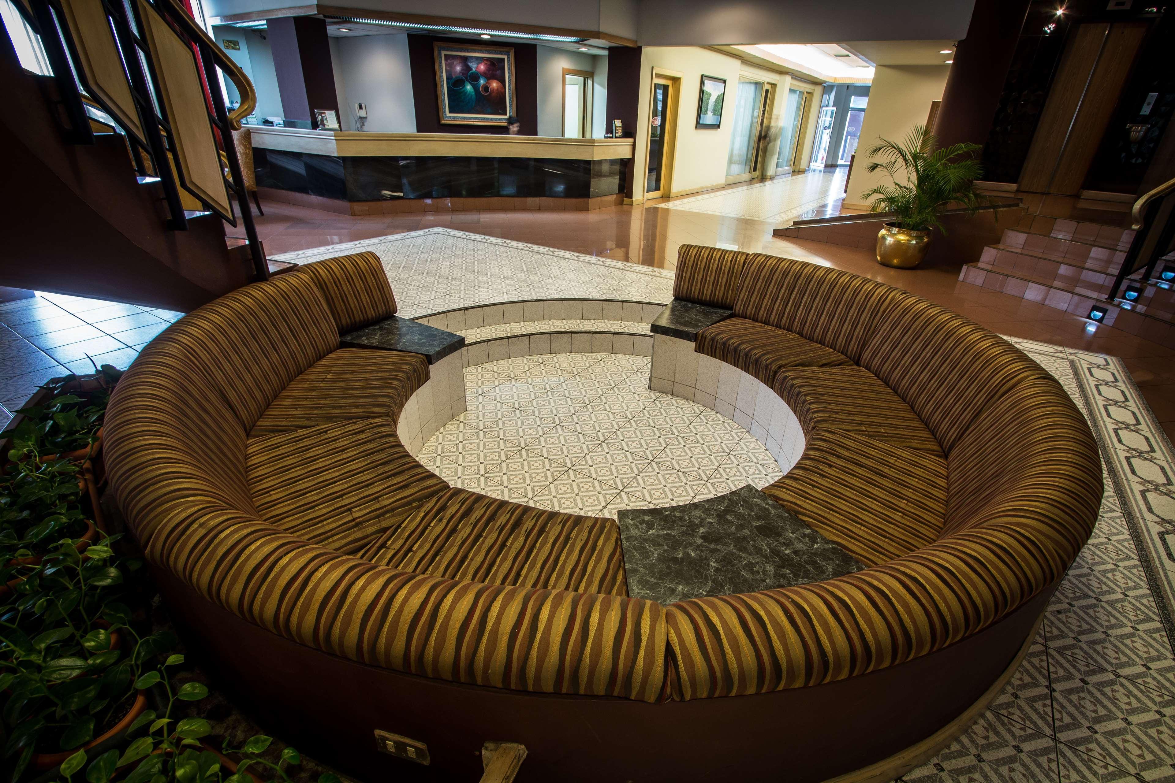 Best Western Plus - Magee Inn & Suites Exterior foto