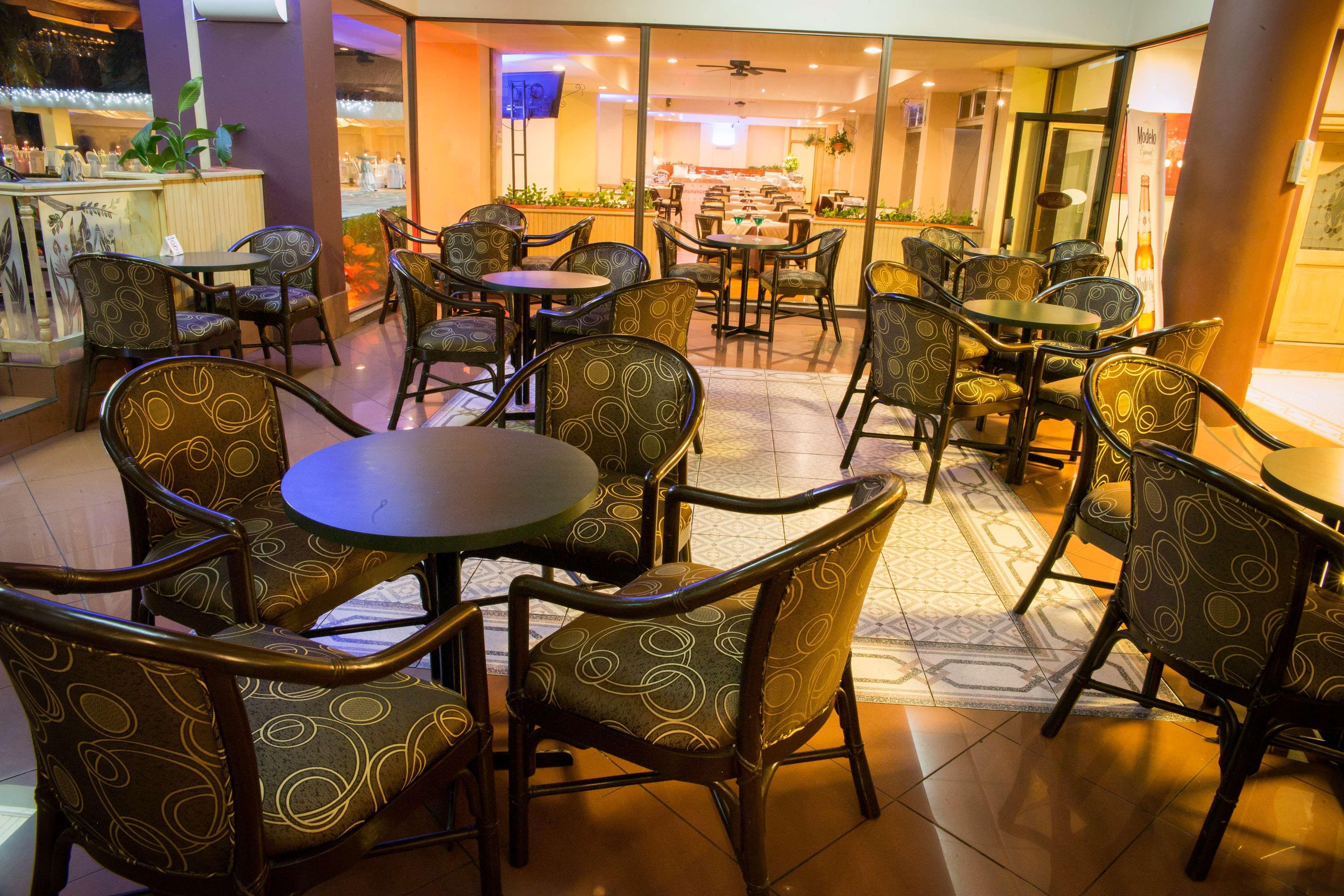Best Western Plus - Magee Inn & Suites Exterior foto