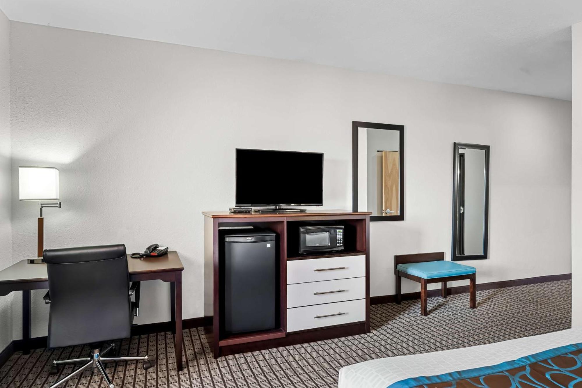 Best Western Plus - Magee Inn & Suites Exterior foto