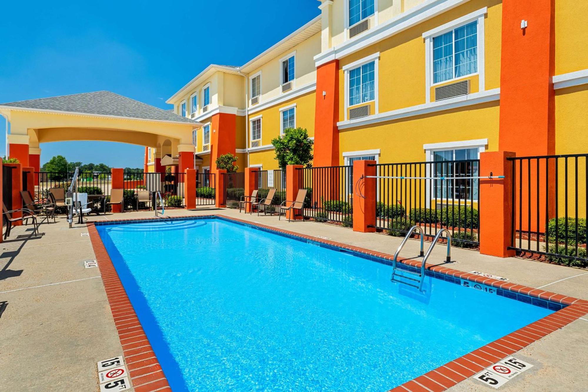 Best Western Plus - Magee Inn & Suites Exterior foto